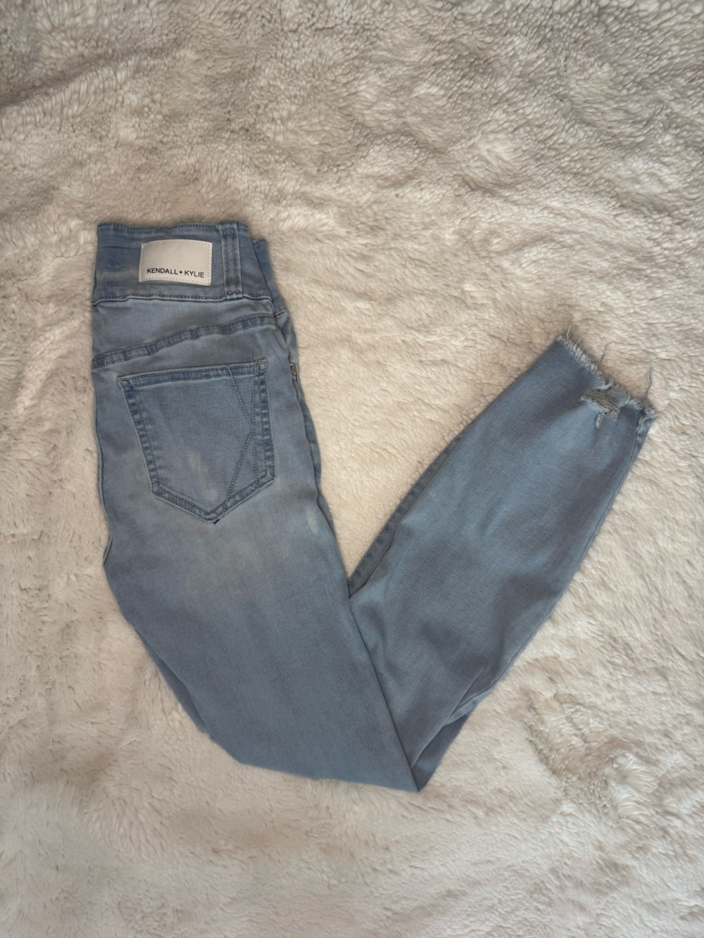 Kendall + Kylie The Babe Skinny Jeans Size 22 Light Wash Distressed
